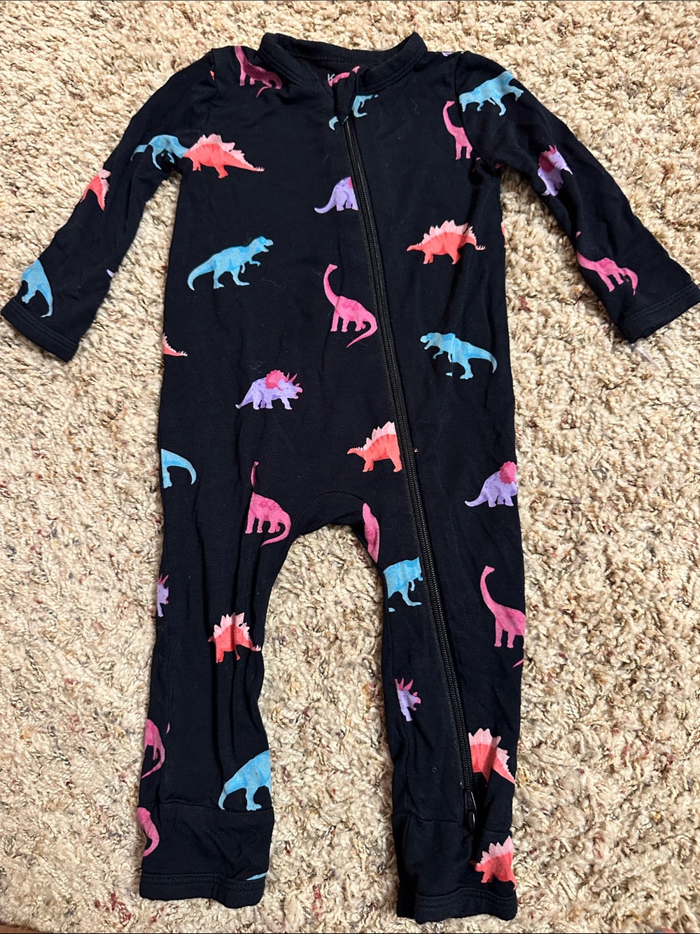 Kyte Baby Infant Black Dinosaur Print One-Piece Pajamas size 3-6mos.
